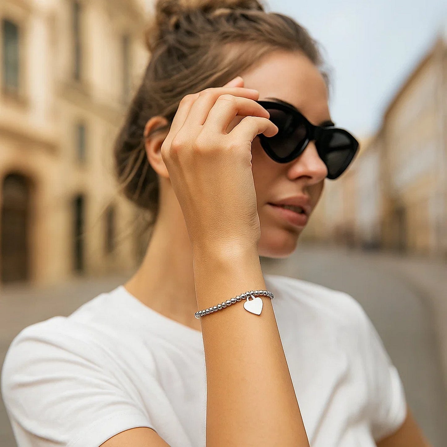 Adjustable Shiny Bead Bracelet with Heart Charm in Sterling Silver (1.30 mm)